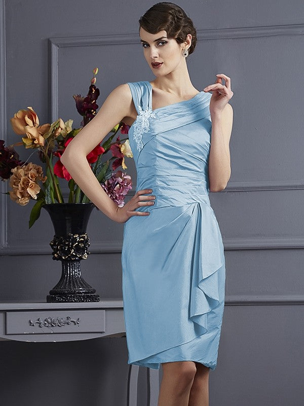 Charming Sleeveless Applique Short Taffeta Bridesmaid Dresses-Ballbella