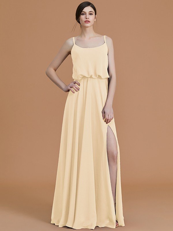 Charming Spaghetti Straps Sleeveless Ruffles Chiffon Bridesmaid Dresses-Ballbella