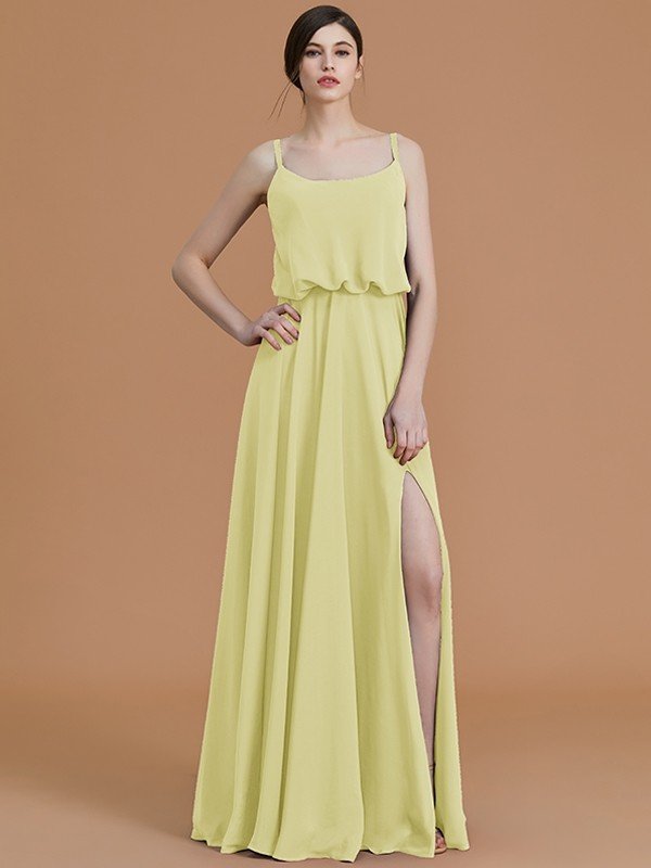 Charming Spaghetti Straps Sleeveless Ruffles Chiffon Bridesmaid Dresses-Ballbella