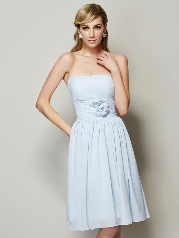 Charming Strapless Sleeveless Hand-Made Flower Short Chiffon Bridesmaid Dresses-Ballbella