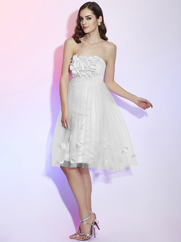 Charming Strapless Sleeveless Hand-Made Flower Short Net Bridesmaid Dresses-Ballbella