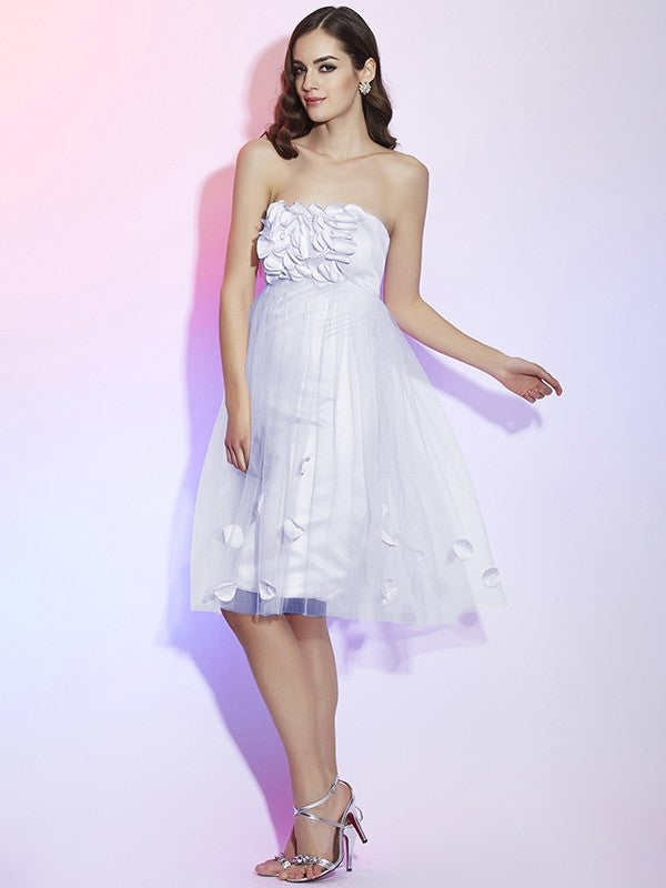 Charming Strapless Sleeveless Hand-Made Flower Short Net Bridesmaid Dresses-Ballbella