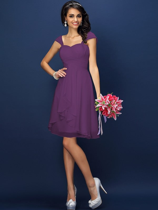 Charming Straps Pleats Sleeveless Short Chiffon Bridesmaid Dresses