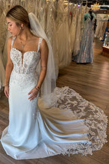 Charming Straps Sleeveless Satin Mermaid Wedding Dresses Appliques Lace Open Back With Buttons-Ballbella
