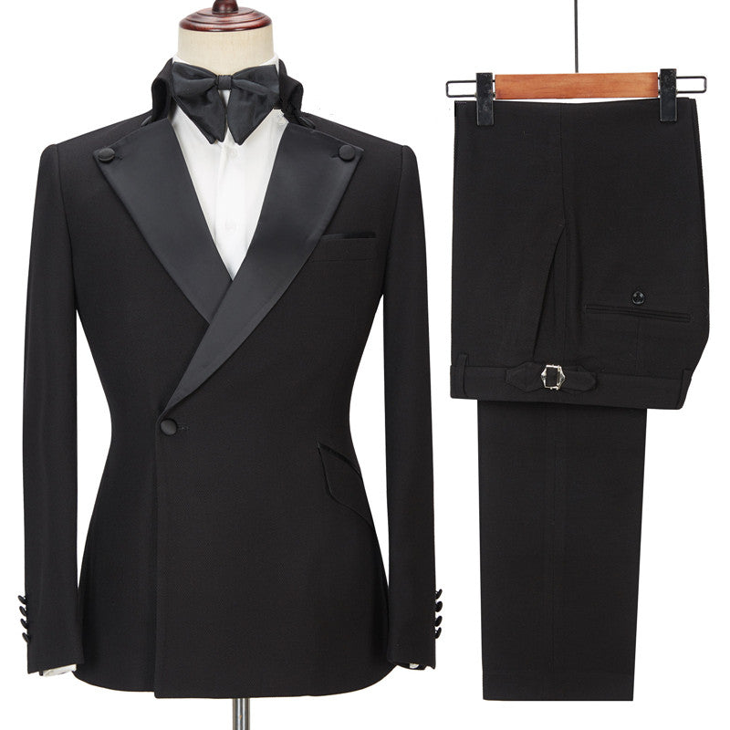 Chic Black Designer Slim Fit Peaked Lapel Men Suits for Prom-Ballbella