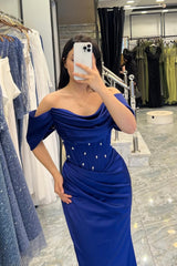 Chic Royal Blue Off-The-Shoulder Satin Prom Dresses Mermaid Pleats Sheath With Pearls-Ballbella