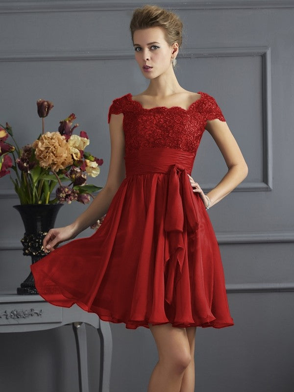 Chic Short Sleeves Lace Short Chiffon Bridesmaid Dresses-Ballbella