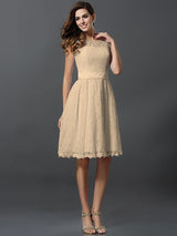 A-Line Charming Scoop Sleeveless Short Lace Bridesmaid Dresses