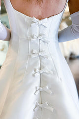 Chic Square Straps Satin Sleeveless Wedding Dresses A-Line Open Back With Bowknot-Ballbella