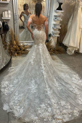 Chic Sweetheart Sleeveless Off-the-Shoulder Lace Wedding Dress-Ballbella