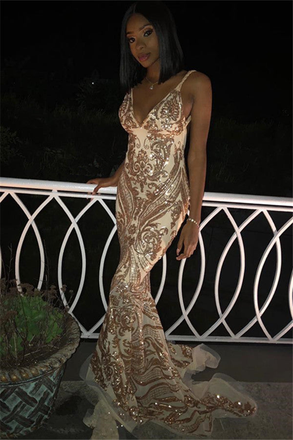 Ballbella offers all kinds of cheap V-neck evening dresses online,  sort by color,  neckline or fabric. Discover more styles V-Neck Spaghetti Straps Sleeveless Gold Appliques Mermaid Prom Dresses that will match you preferctly now.