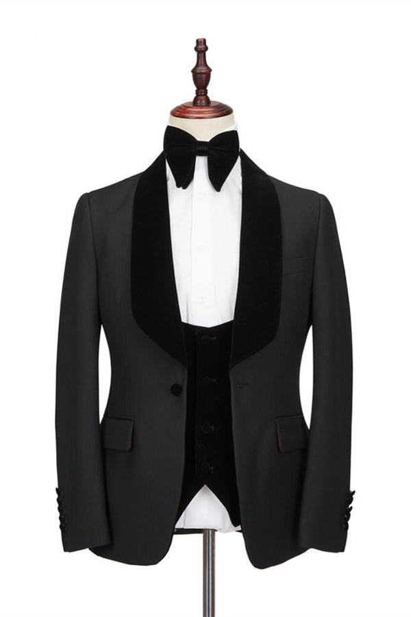 This Claassic Stitching Velvet Shawl Lapel Black One Button Men Formal Wedding Suit Tuxedos Online at Ballbella comes in all sizes for prom, wedding and business. Shop an amazing selection of Shawl Lapel Single Breasted Black mens suits in cheap price.