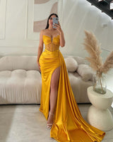 Classic Long Mermaid Sleeveless Glitter Prom Dress With Slit-Ballbella