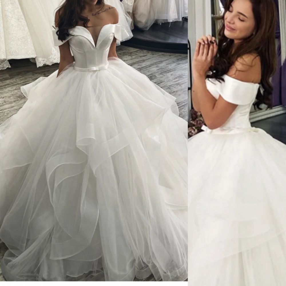Stunning Sleeveless Tulle Princess Wedding Dress Sequins Ball Gown - June  Bridals