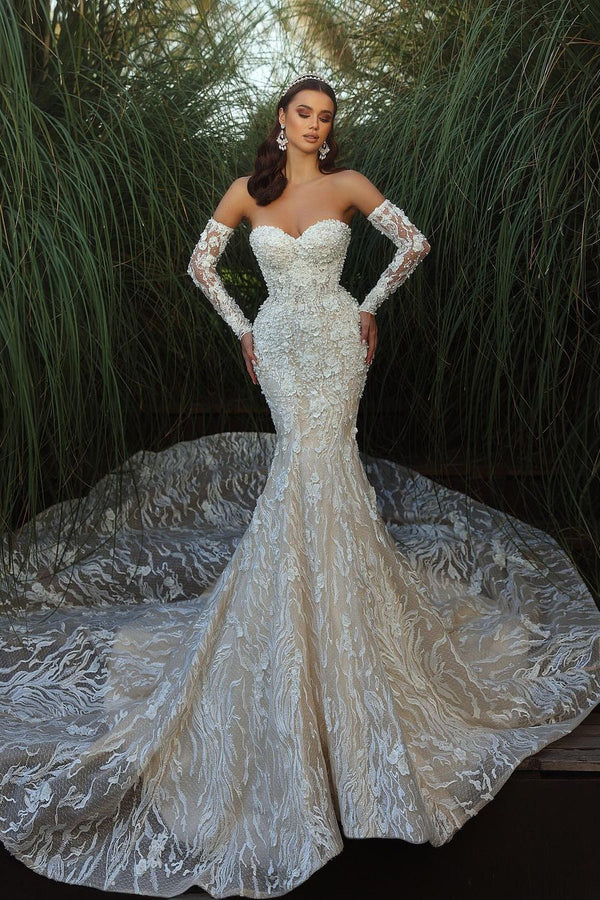 Classic Sweetheart Sleeveless Mermaid Lace Wedding Dress with Cathedral Train-Ballbella