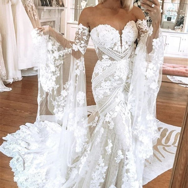 Classic Sweetheart White Lace Wedding Dresses with Church Train