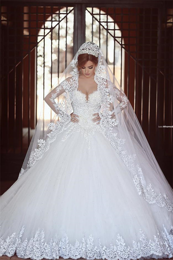Classic White Lace Ball Gown Wedding Dress Popular Sweep Train Long Sleeves Bridal Gown-Ballbella