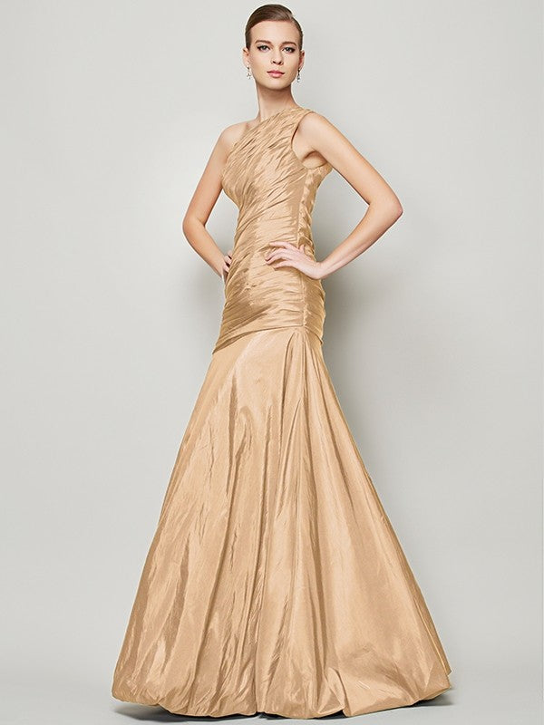 Classy Sleeveless One Shoulders Pleats Long Taffeta Bridesmaid Dresses-Ballbella