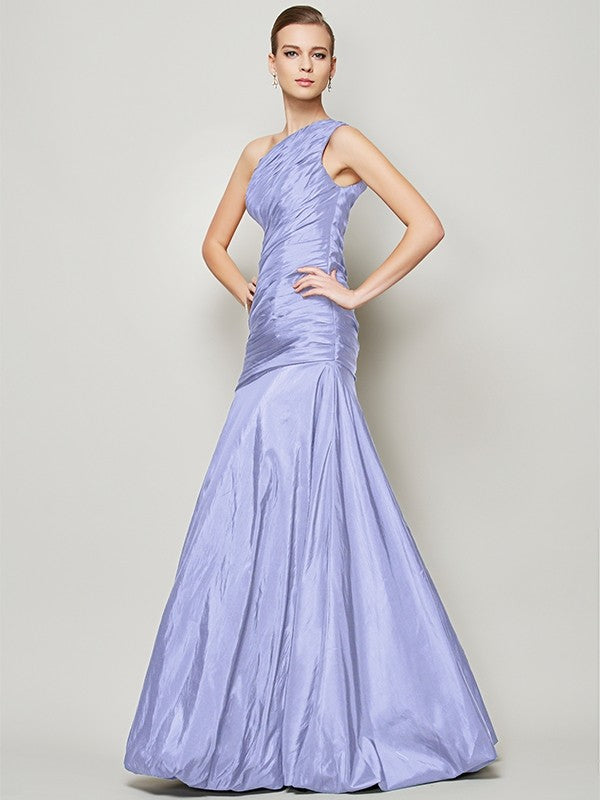 Classy Sleeveless One Shoulders Pleats Long Taffeta Bridesmaid Dresses-Ballbella