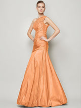 Classy Sleeveless One Shoulders Pleats Long Taffeta Bridesmaid Dresses-Ballbella