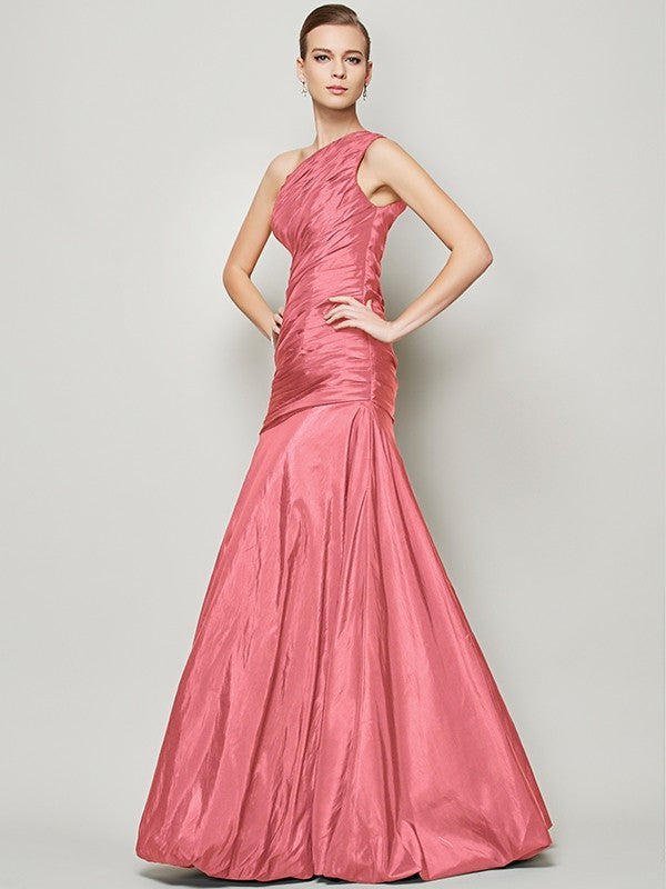Classy Sleeveless One Shoulders Pleats Long Taffeta Bridesmaid Dresses-Ballbella