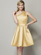 Classy Sleeveless One Shoulders Short Satin Bridesmaid Dresses-Ballbella