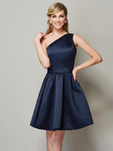 Classy Sleeveless One Shoulders Short Satin Bridesmaid Dresses-Ballbella