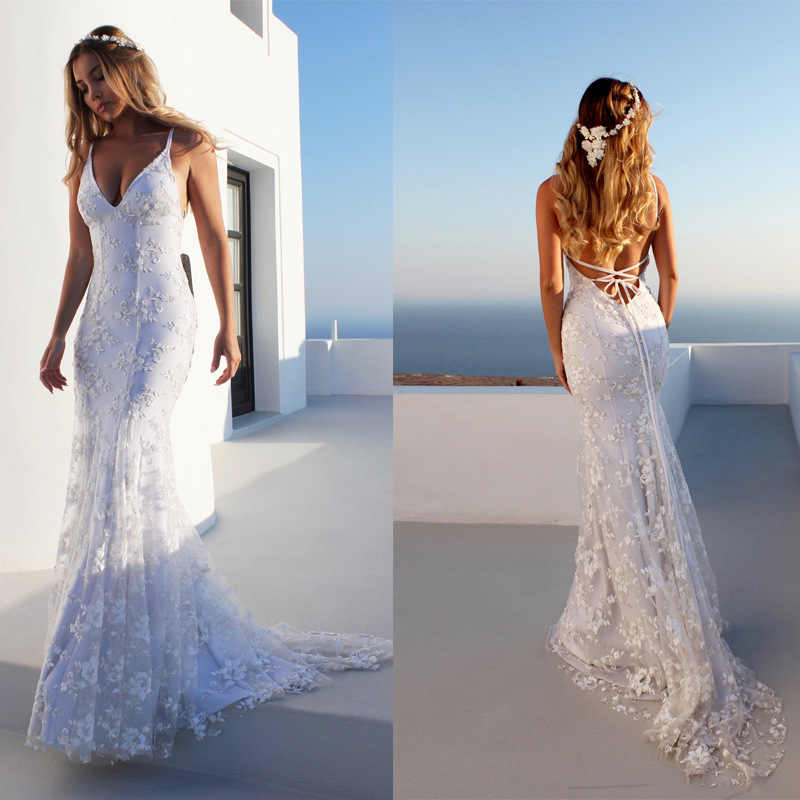 Ballbella offers new Cloth-fitting Floor Length Lace V-neck Spaghetti Open Back Prom Dresses Party Gowns With Lace Up at cheap prices. It is a gorgeous Column Prom Dresses, Evening Dresses in Lace,  which meets all your requirement.