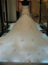 Check this Court Train Mermaid Beading Sleeveless Tulle Sweetheart Wedding Dresses at ballbella.com, this dress will make your guests say wow. The Sweetheart bodice is thoughtfully lined, and the skirt with Beading to provide the airy.