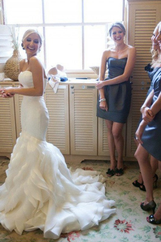 Court Train Mermaid Sleeveless Sweetheart Ruffless Satin Wedding Dresses-Ballbella