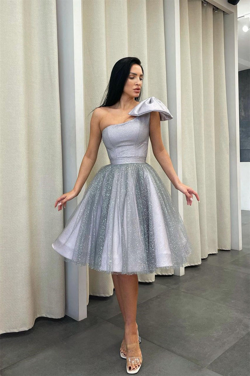 Cute Ball Gown Asymmetrical Sequined Knee-length Sleeveless Open Back Homecoming Dress-Ballbella