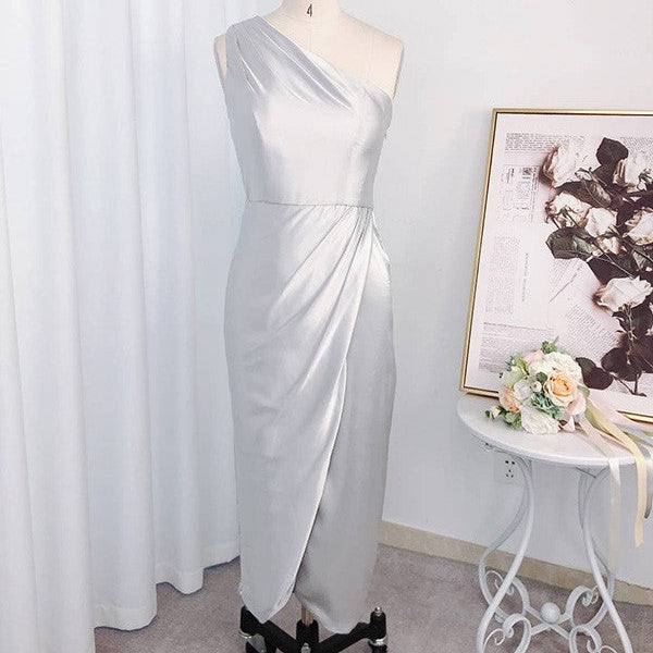 Designer Ruffles Sleeveless One Shoulder Asymmetrical Bridesmaid Dresses Designer Ruffles Sleeveless One Shoulder Asymmetrical Bridesmaid Dresses