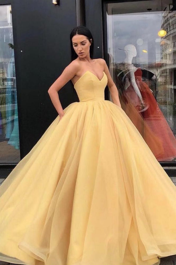 Welcome to Ballbella to buy high quality Elegant Ball Gown Strapless sweetheart Floor-Length Prom Party Gowns. Ballbella offer you new arrival prom dresses at factory price,  fast delivery worldwide.