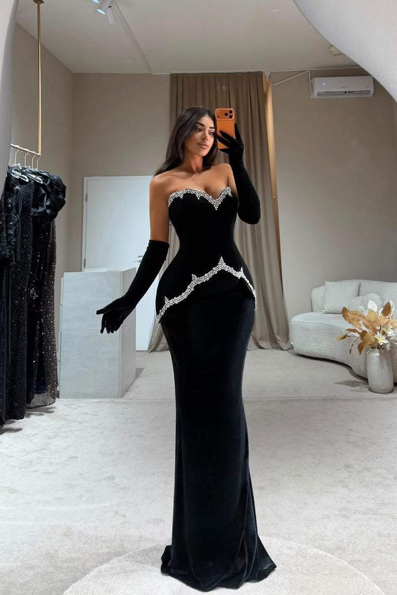 Elegant Black Sweetheart Strapless Velvet Prom Dresses Mermaid Gem With Gloves