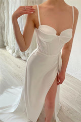 Elegant Ivory Sweetheart Mermaid Prom Dress with high split-Ballbella