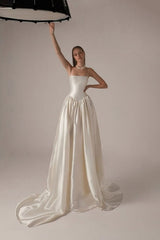 Elegant Spaghetti-Straps Sleeveless A-Line Prom Dresses Long With Pleats-Ballbella