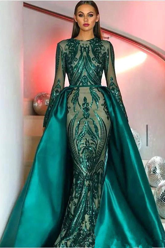 Ballbella offers Emerald Green Long Sleevess Mermaid Prom Party Gowns with detachable Train at a cheap price from Satin to Mermaid Floor-length hem. Gorgeous yet affordable Long Sleevess Prom Dresses.