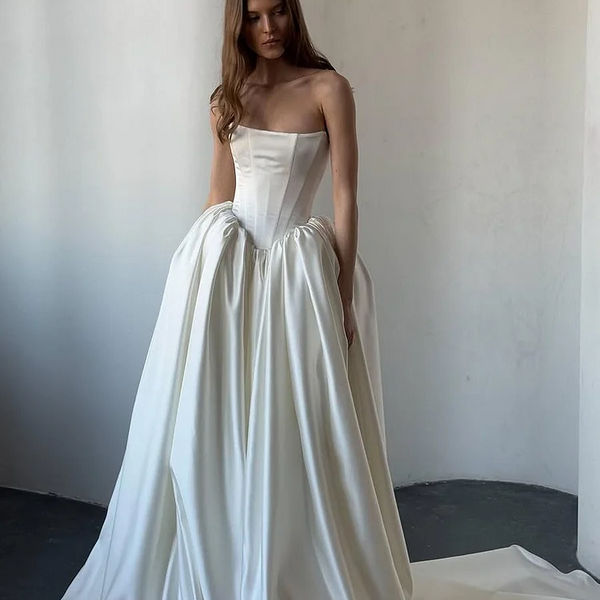 strapless silk wedding dress Exquisite Ivory Satin Sleeveless Strapless Long Wedding Dress with Ruffles
