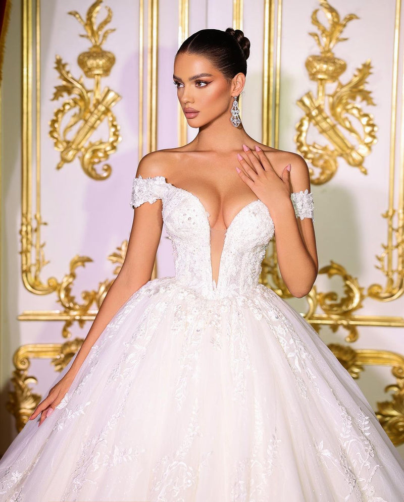 v neck off the shoulder wedding dress V-Neck Off-Shoulder Tulle A-Line Lace Up Boho Wedding Dress Ivory / US 14