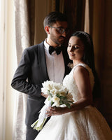 Fabulous Long Ivory A-line Sleeveless Beading Wedding Dress With Lace-Ballbella