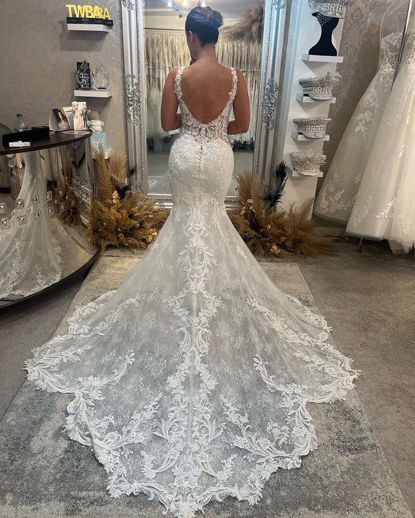 Fabulous Long Mermaid V-neck Sleeveless Lace Backless Wedding Dress-Ballbella