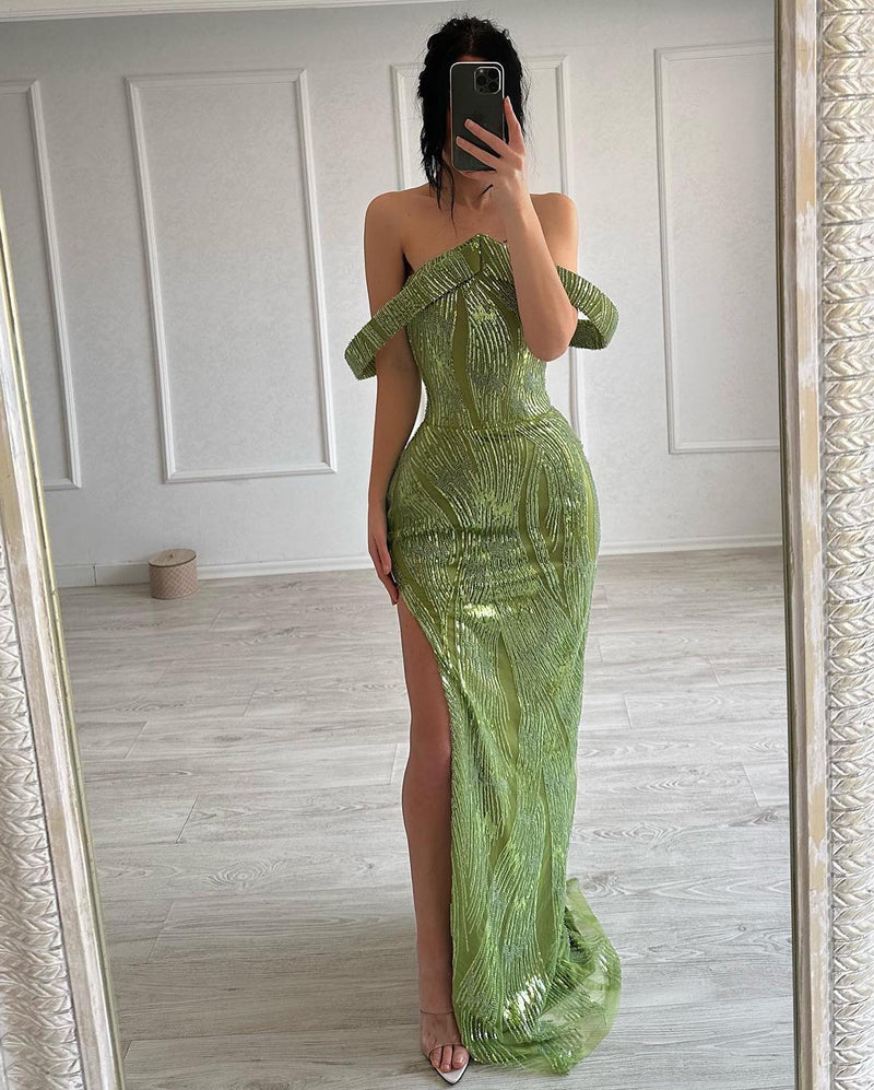 Fabulous Mermaid Sleeveless Satin Sequined Split Limegreen Prom Dress-Ballbella