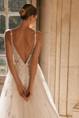 Fabulous Spaghetti-Straps Sleeveless Long Lace Wedding Dresses Online-Ballbella