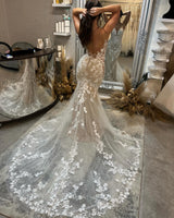 Fabulous V-neck Spaghetti Straps Mermaid Sleeveless Tulle Wedding Dress with lace-Ballbella