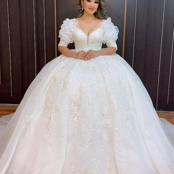Glamorous Bubble Sleeves Vintage Ball Gown Wedding Dress With Lace Appliques