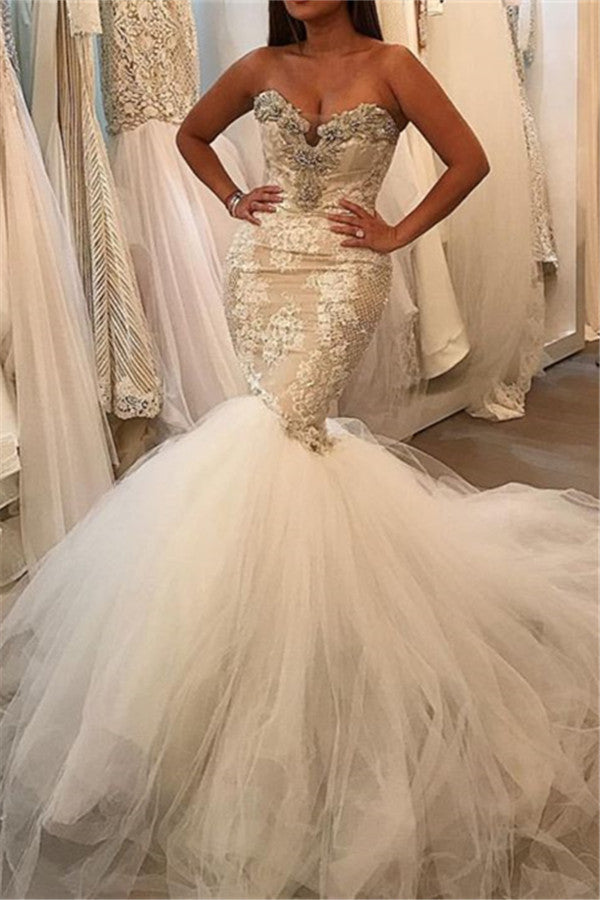 Glamorous Fit and Flare Tulle Wholesale Wedding Dresses Lace Sweetheart Crystal Bridal Gowns-Ballbella