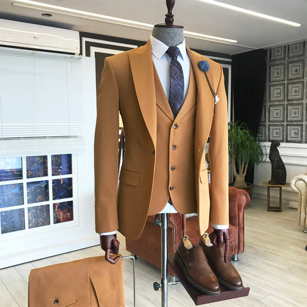 Gold Brown Designer Peaked Lapel Men Suits with Three Pieces-Ballbella