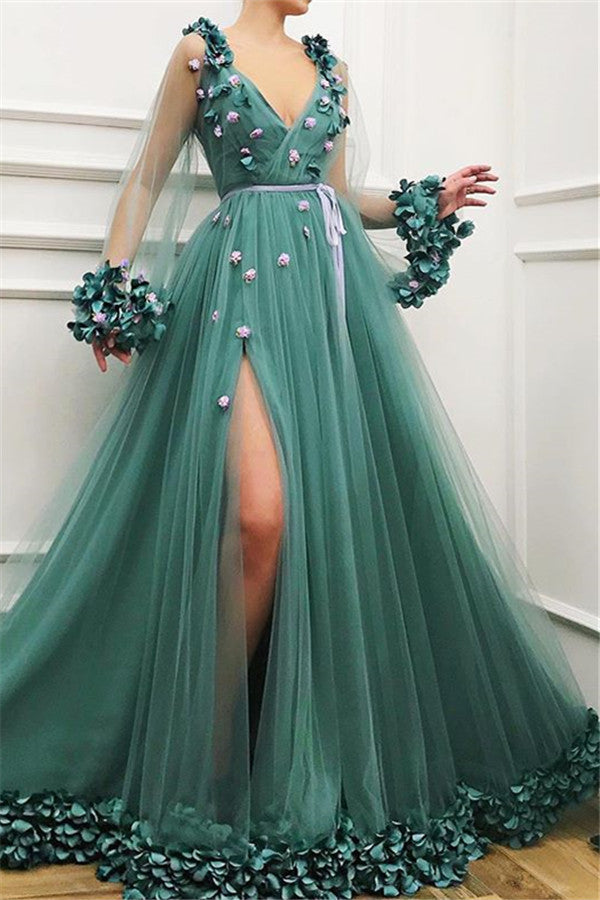 Ballbella has a great collection of Green Prom Dresses at an affordable price. Find your dream Gorgeous Green Long-Sleeves Tulle Side-Slit A-Line Prom Party Gowns here,  26+ colors & all sizes available,  free delivery worldwide.