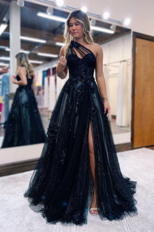 Gorgeous Long Black One Shoulder A-line Lace Prom Dress Split Online-Ballbella