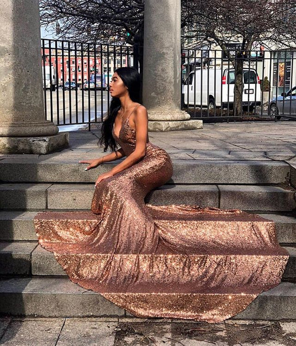 Still not know where to get your Gorgeous Spaghetti-Straps Sequins Mermaid Prom Party Gowns online? Ballbella offer you new arrival prom dresses at factory price,  fast delivery worldwide.